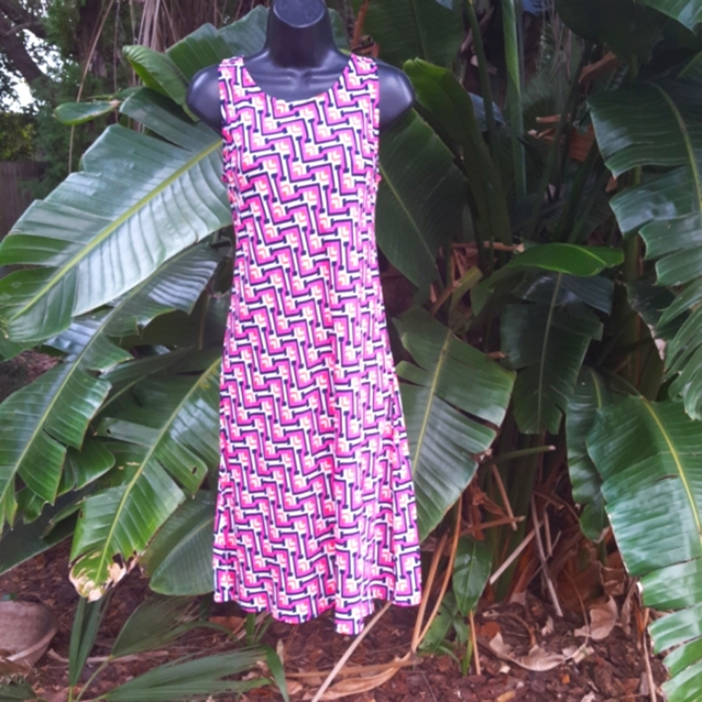 Escapada geometric print trapeze dress
